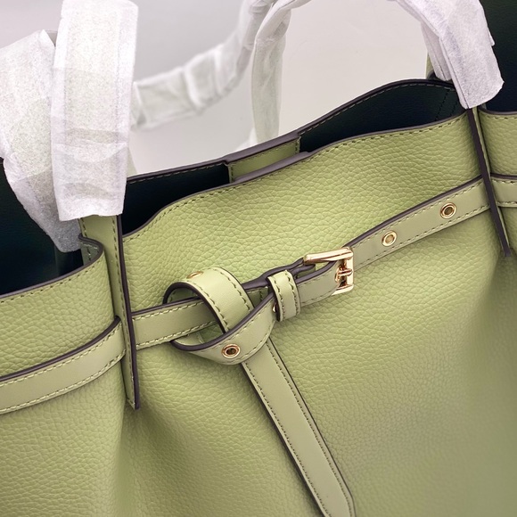 MICHAEL KORS Emilia Large Tote Bag - Picture 9 of 9